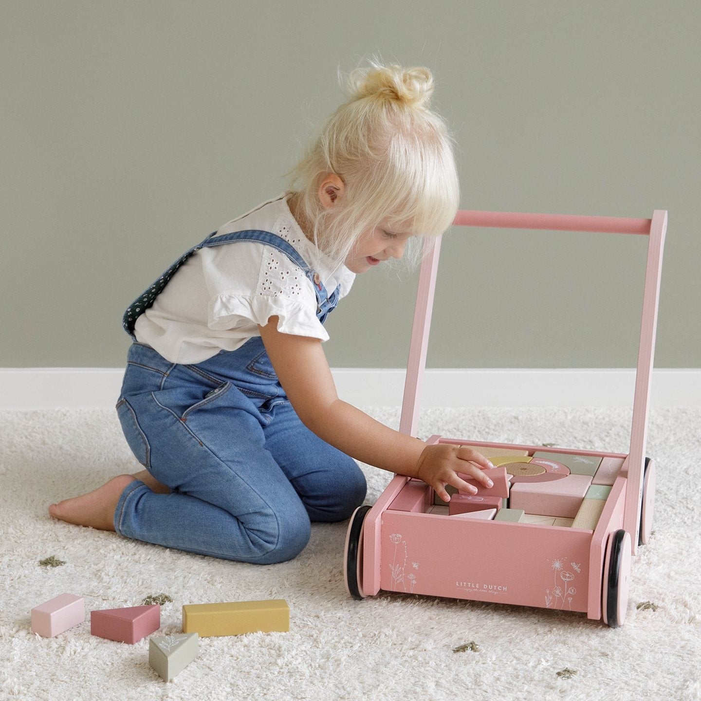 Carrinho Primeiros Passos Rosa Little Dutch