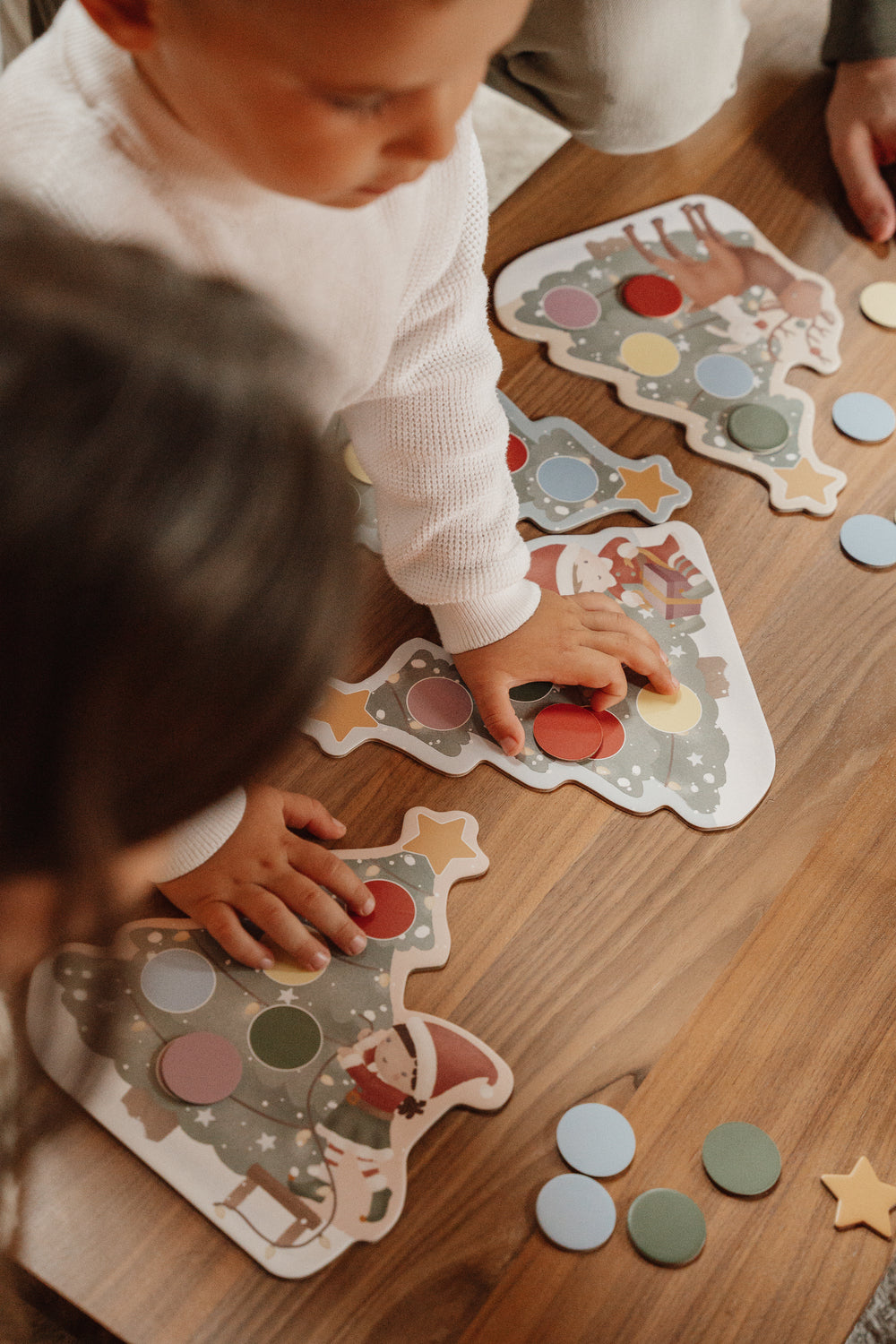 Juego del pequeño árbol de Navidad holandés 